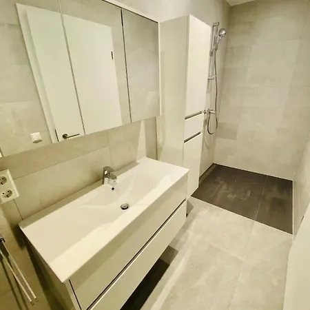 Brand New 2 Bedrooms With Parking And Terrace - 142-96 * Luxemburg